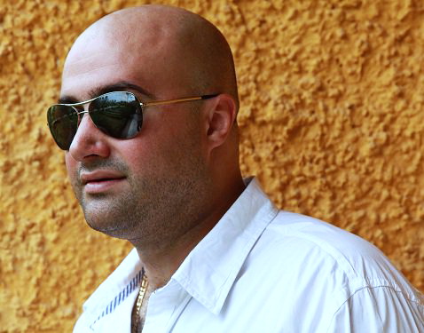 <span style='color:#8697A8;font-size:12px; font-family:tahoma;'>گفت‌وگو با حسام لرنژاد</span><br>کردی کرمانشاهی در خطر است